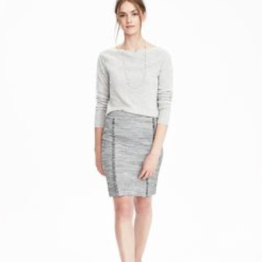 BANANA REPUBLIC Tweed bouclé pencil skirt fringe marled grey size 4